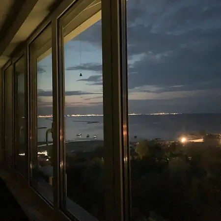 Elena Apartment *